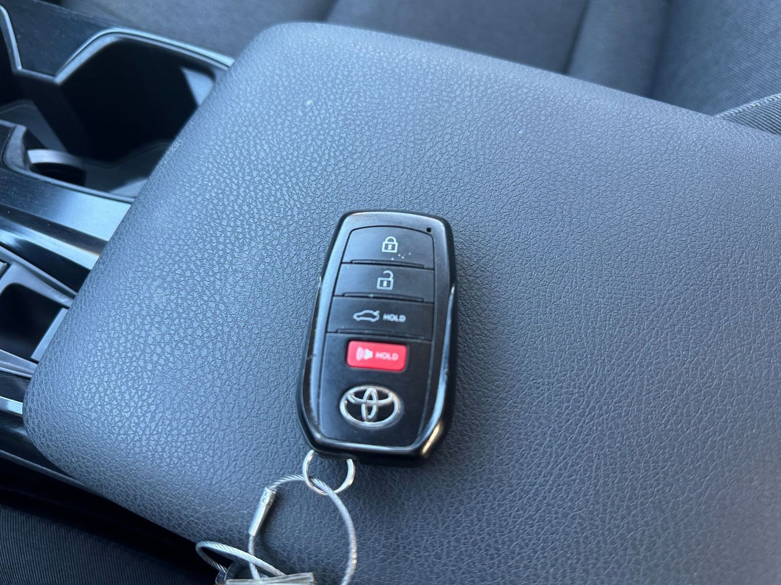 Thumbnail: 2025 Toyota Camry - 22