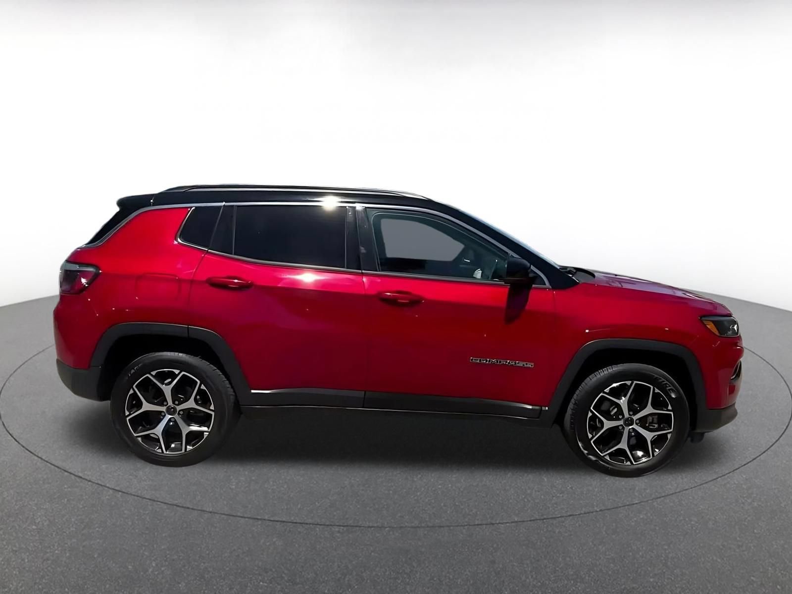 Thumbnail: 2025 Jeep Compass - 15