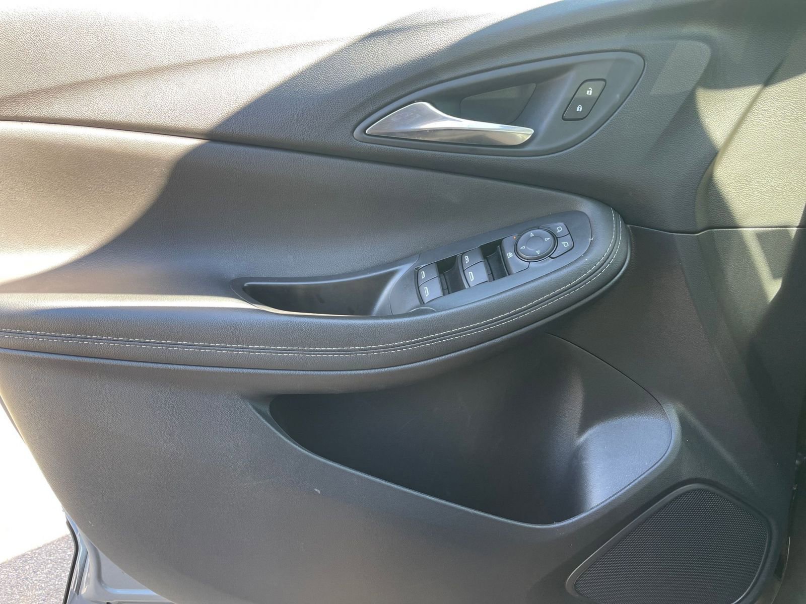 Thumbnail: 2025 Buick Encore GX - 18