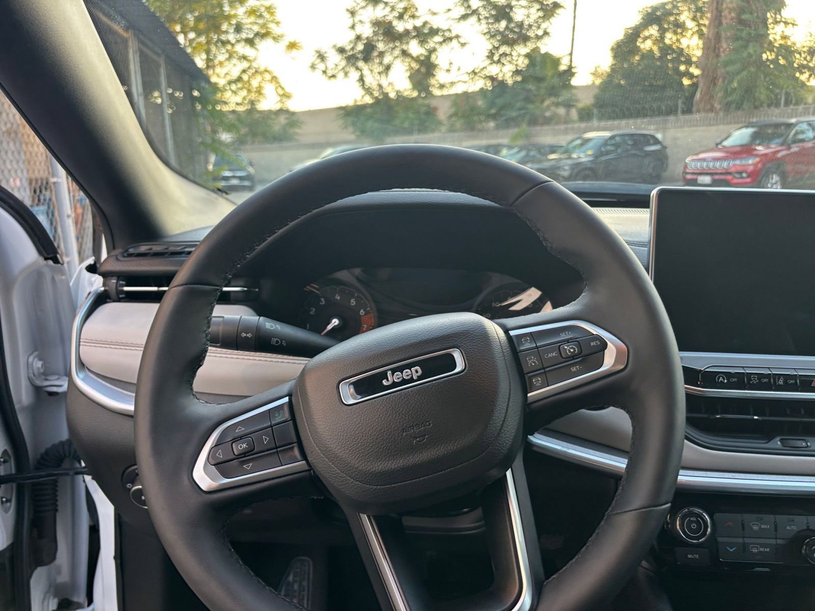 Thumbnail: 2025 Jeep Compass - 34