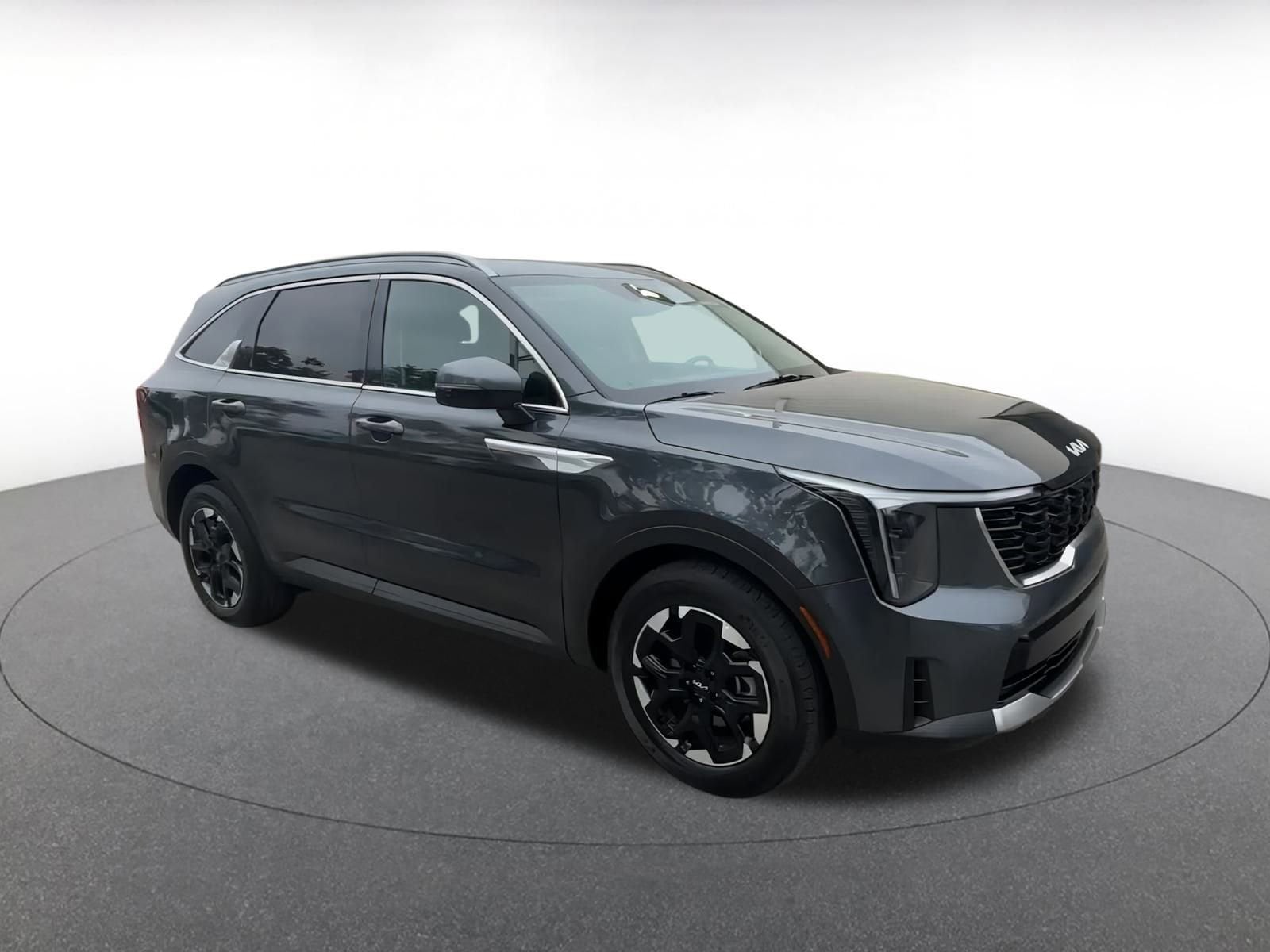 Thumbnail: 2024 Kia Sorento - 2