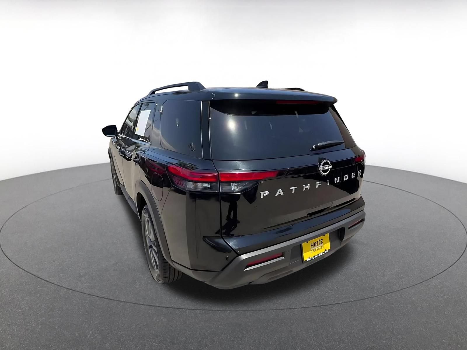 Thumbnail: 2025 Nissan Pathfinder - 11