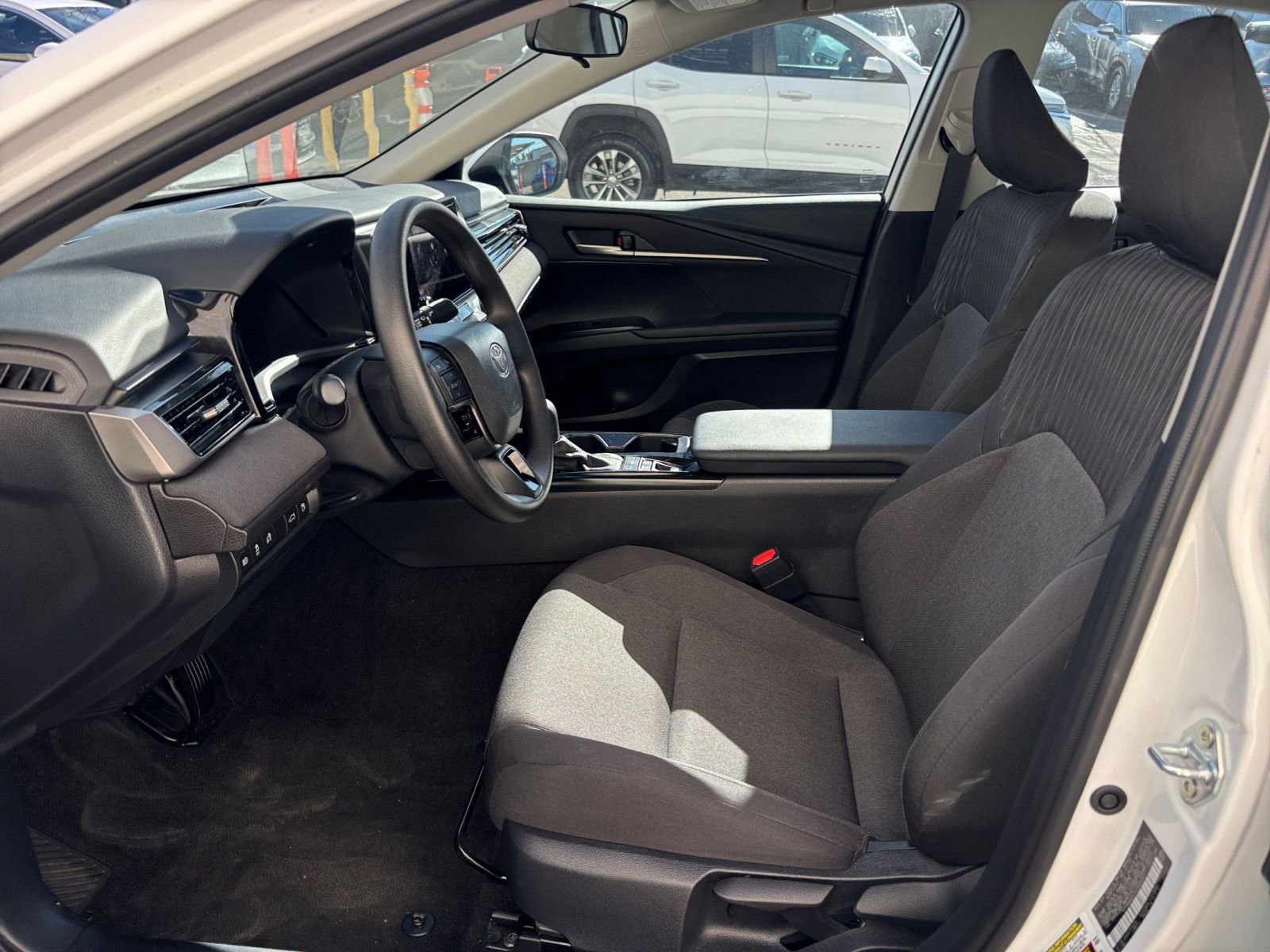 Thumbnail: 2025 Toyota Camry - 27