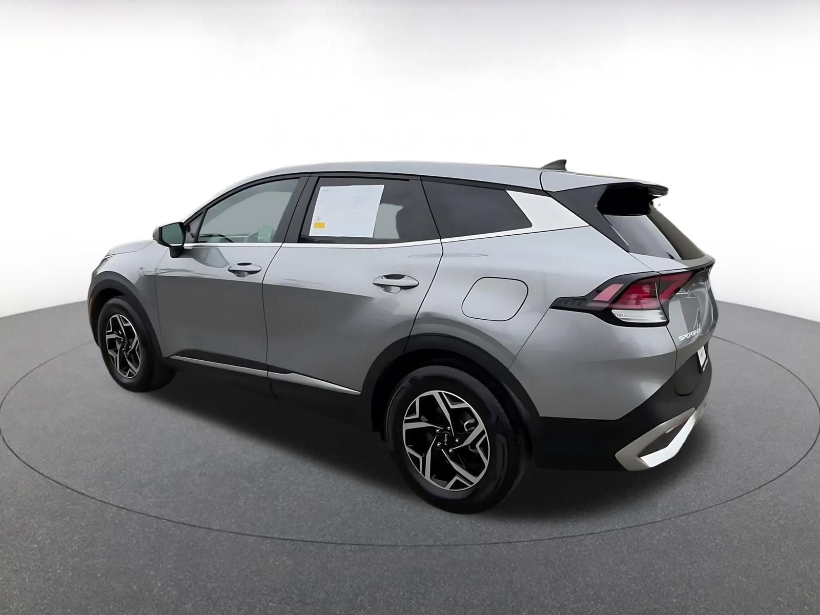 Thumbnail: 2025 Kia Sportage - 10