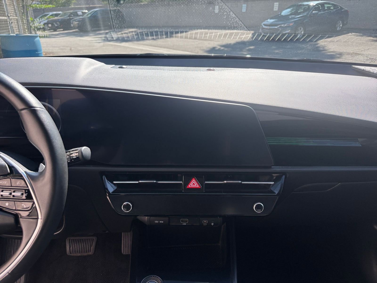 Thumbnail: 2023 Kia Niro - 21