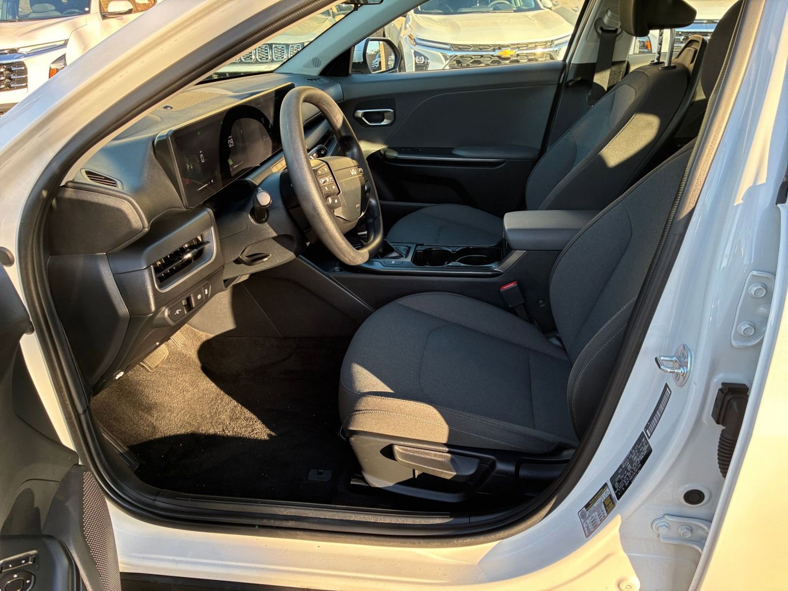 Thumbnail: 2025 Kia K4 - 25