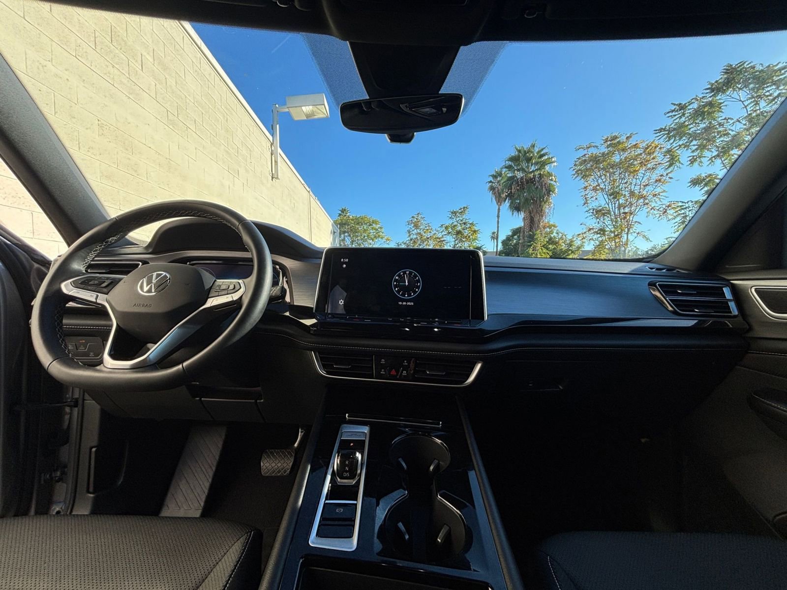 Thumbnail: 2025 Volkswagen Atlas - 33