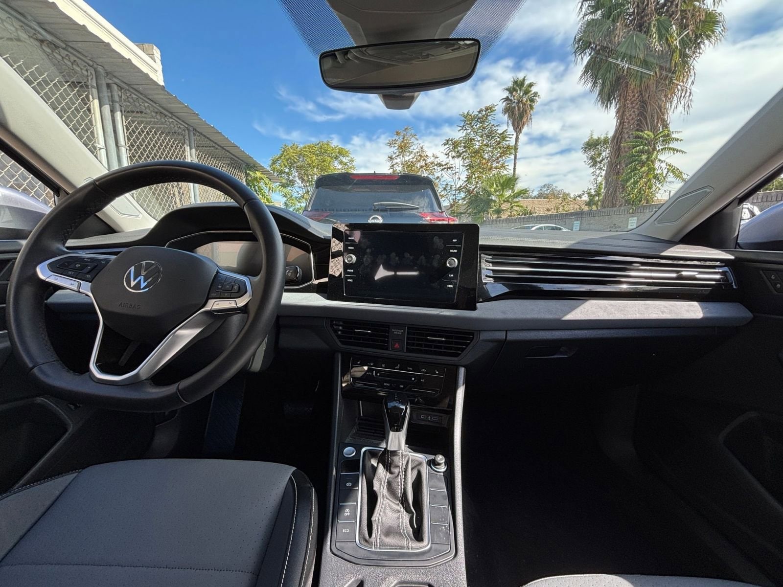 Thumbnail: 2025 Volkswagen Jetta - 33