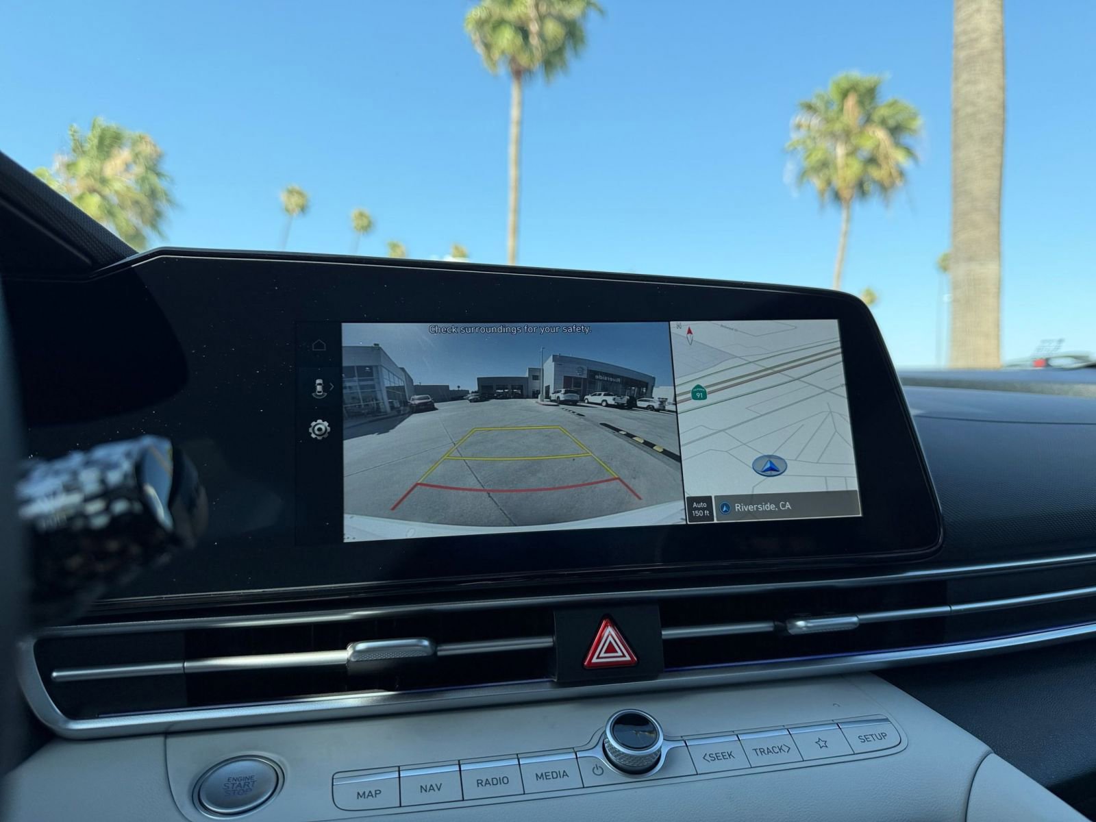 Thumbnail: 2025 Hyundai Elantra - 23