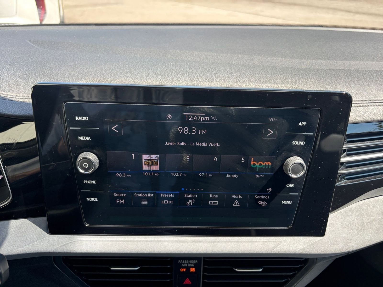 Thumbnail: 2025 Volkswagen Jetta - 21