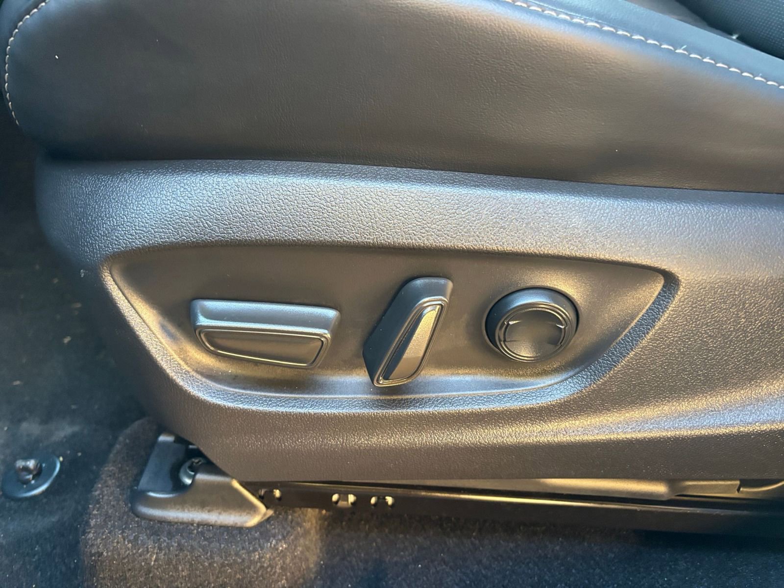 Thumbnail: 2025 Toyota Crown - 23