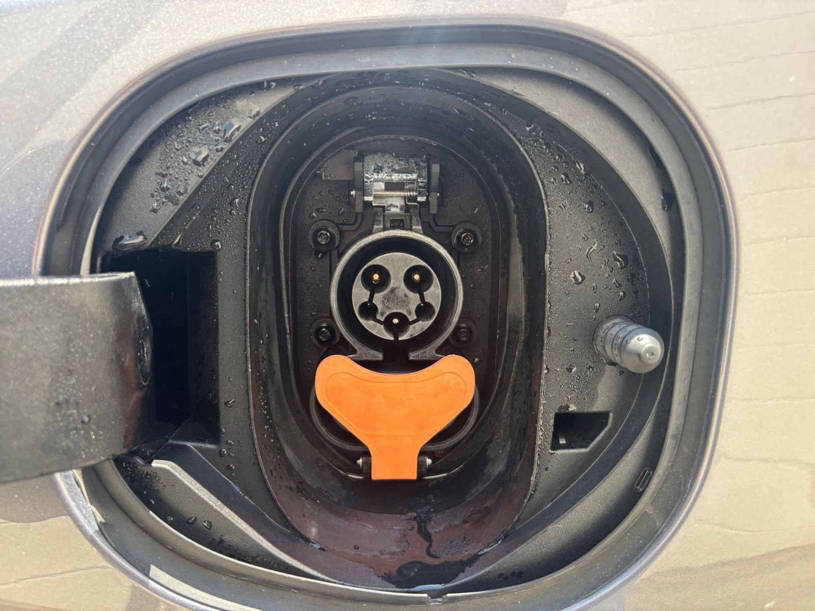 Thumbnail: 2023 Chevrolet Bolt EV - 23