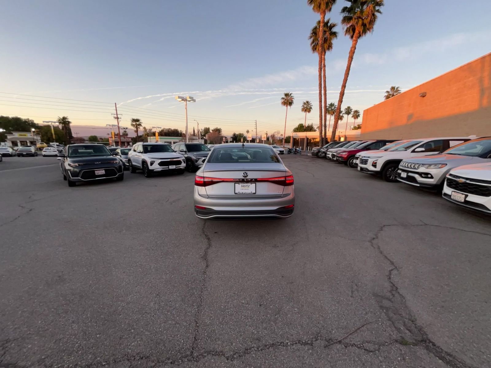 Thumbnail: 2025 Volkswagen Jetta - 16