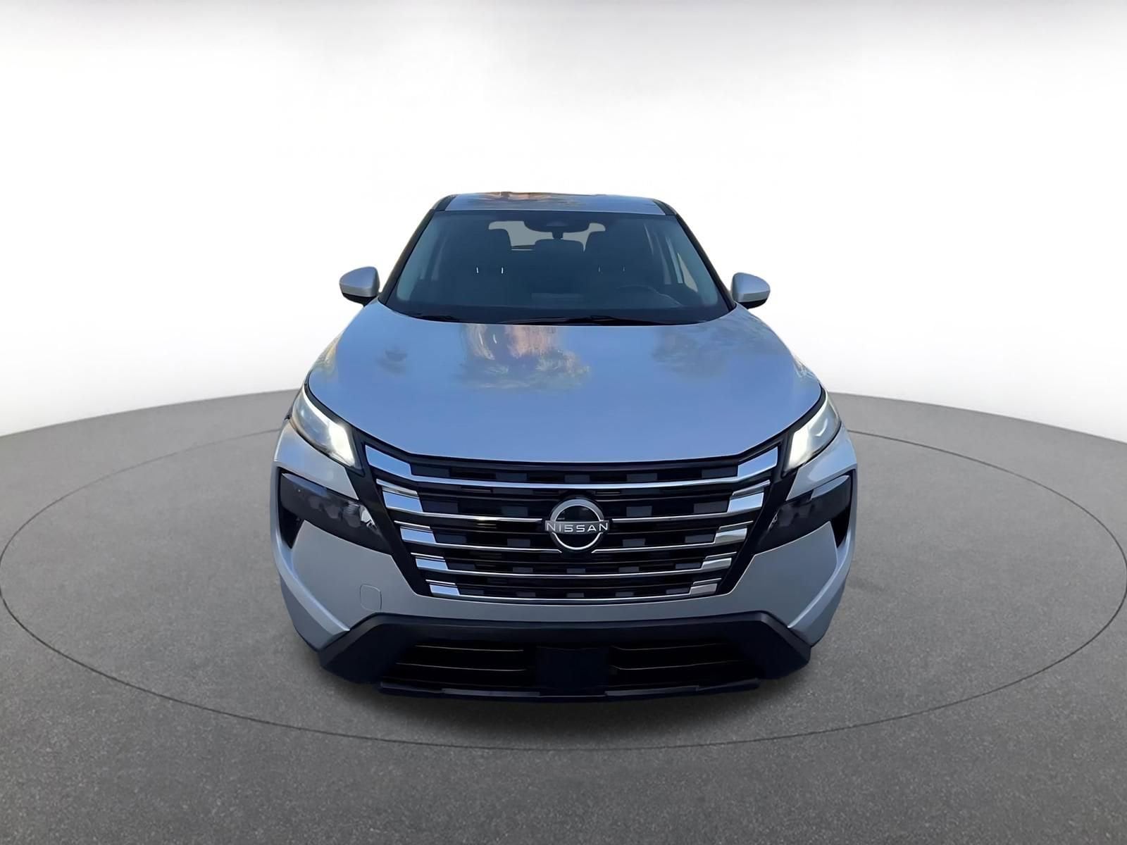 Thumbnail: 2025 Nissan Rogue - 4