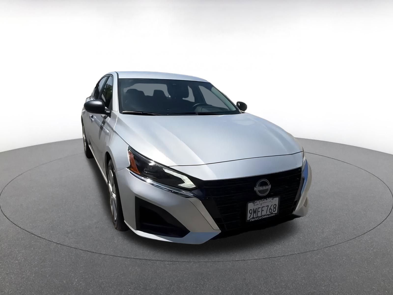 Thumbnail: 2024 Nissan Altima - 3