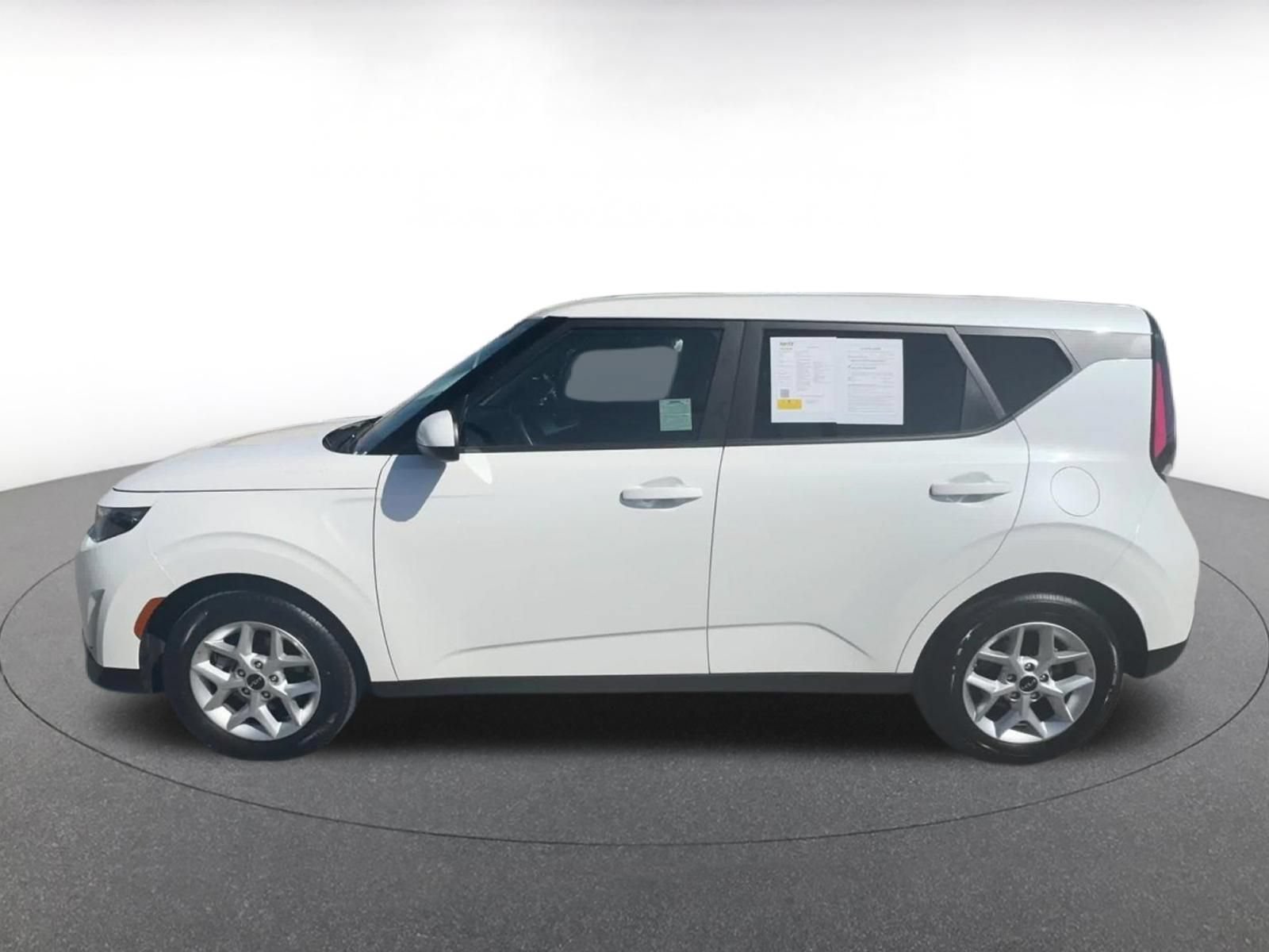 Thumbnail: 2025 Kia Soul - 9