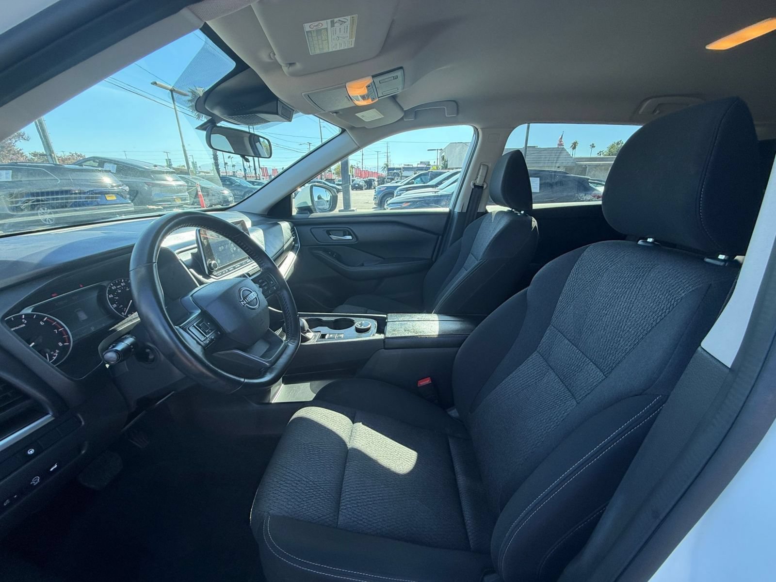 Thumbnail: 2025 Nissan Rogue - 28