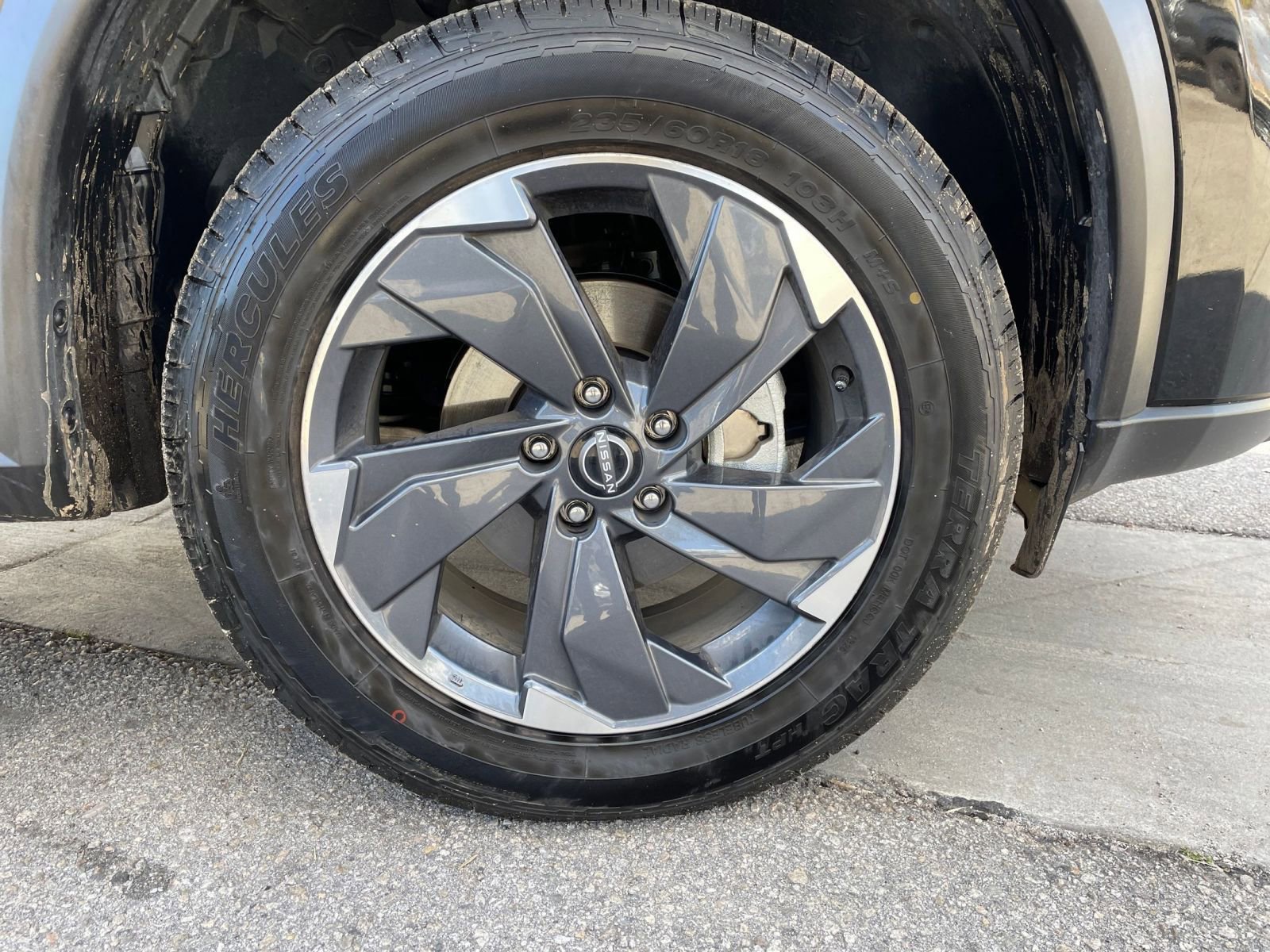 Thumbnail: 2025 Nissan Rogue - 33