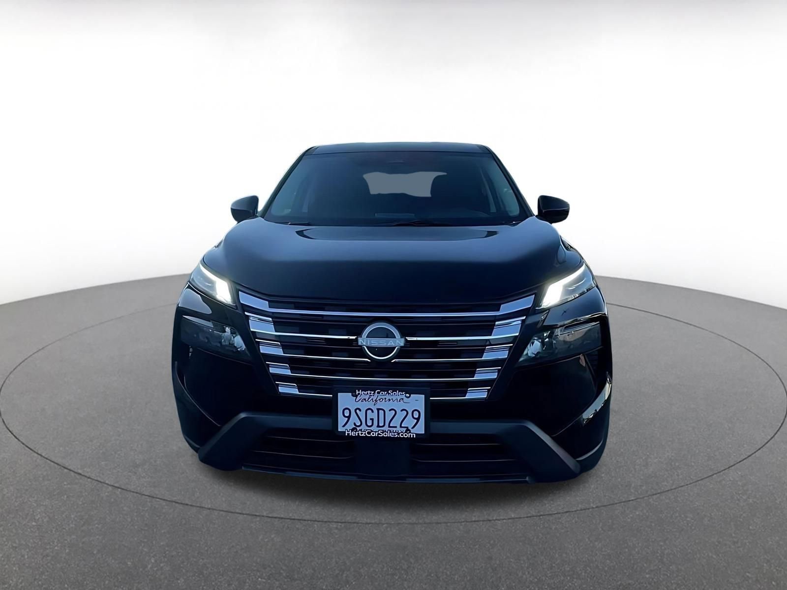 Thumbnail: 2025 Nissan Rogue - 4