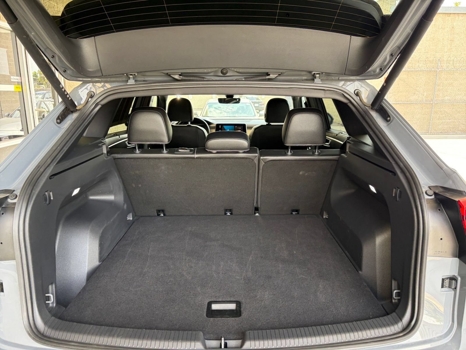 Thumbnail: 2026 Volkswagen Atlas - 32