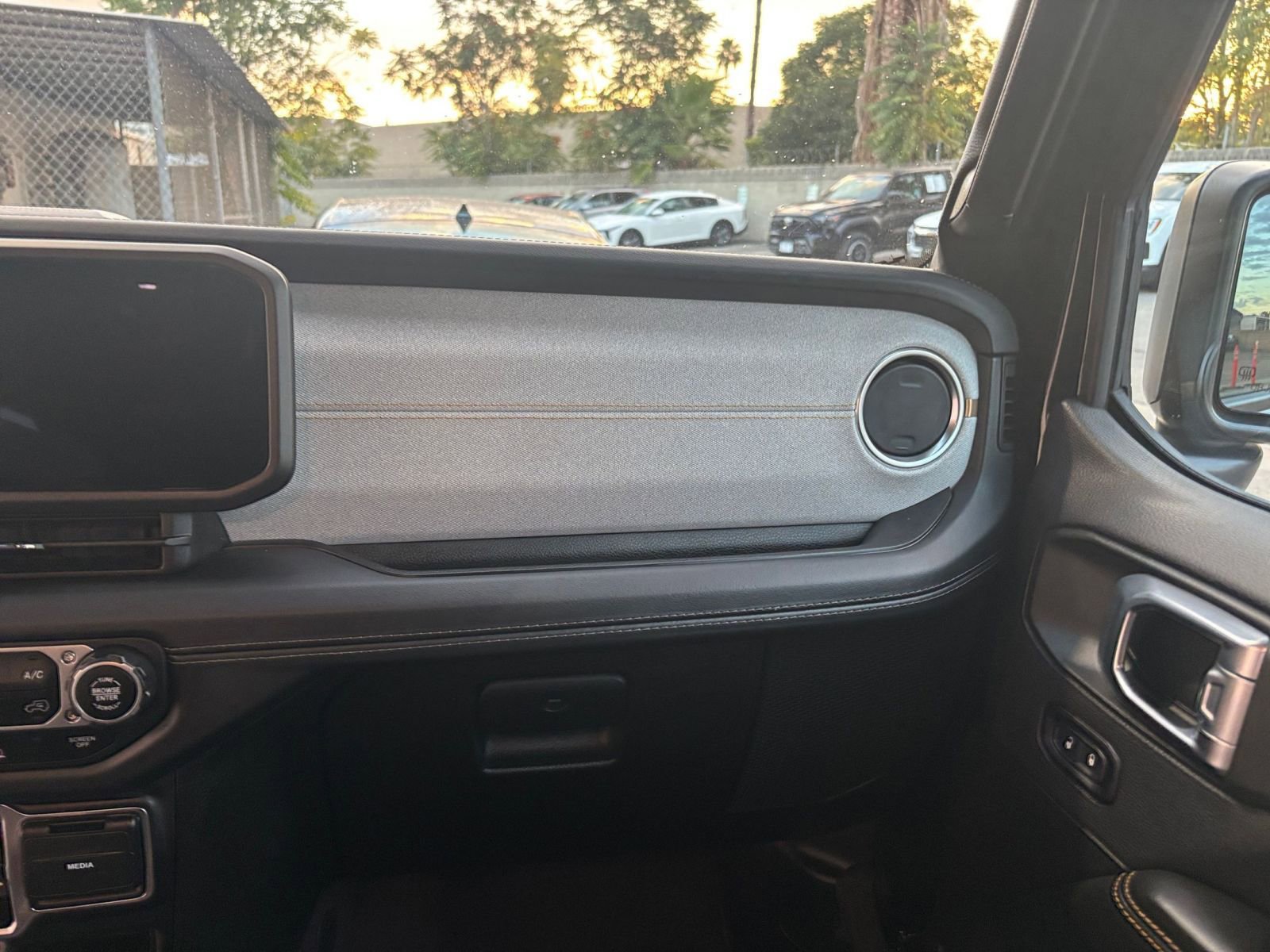 Thumbnail: 2025 Jeep Wrangler - 35