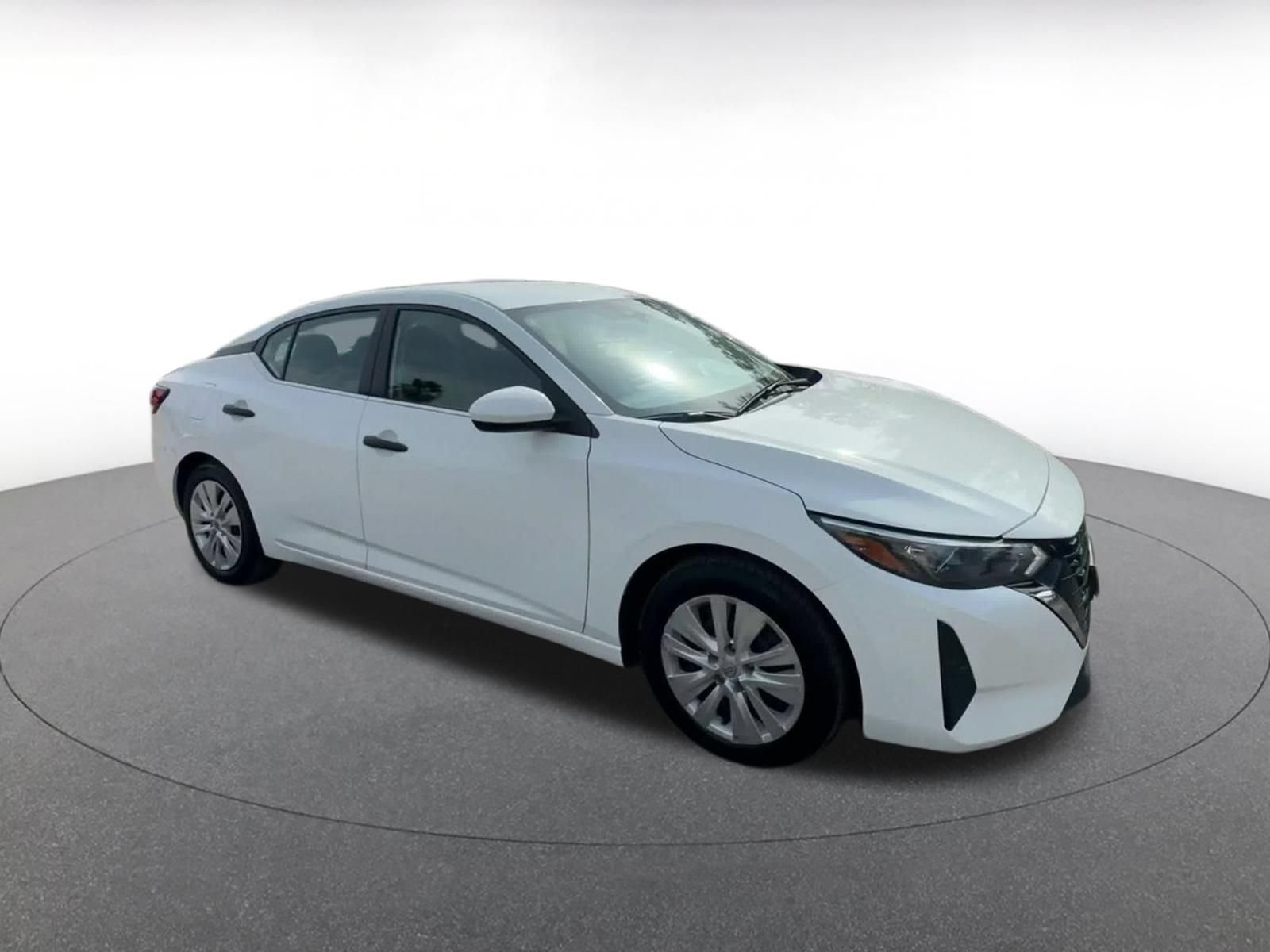 Thumbnail: 2025 Nissan Sentra - 2