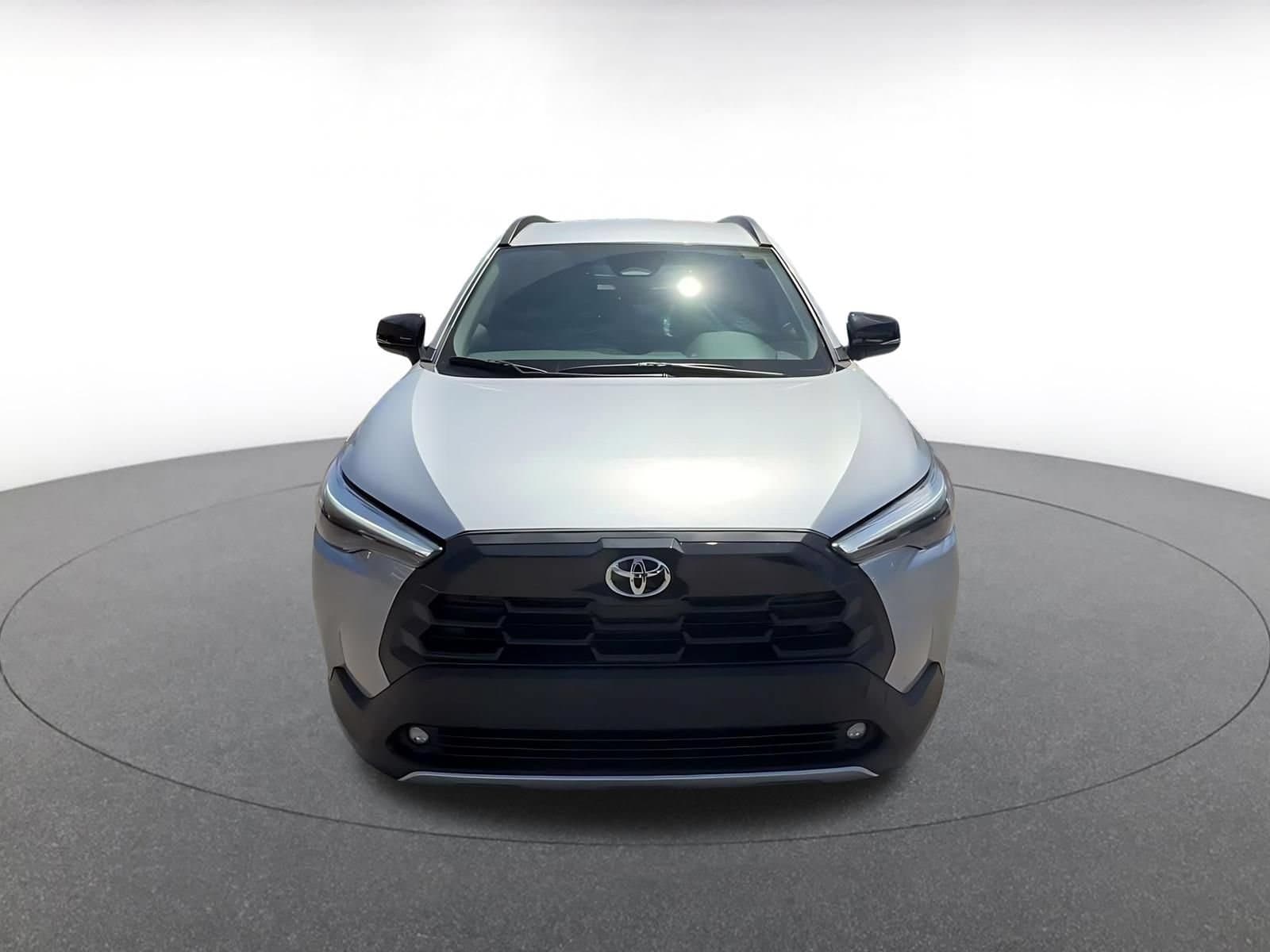 Thumbnail: 2026 Toyota Corolla Cross - 4