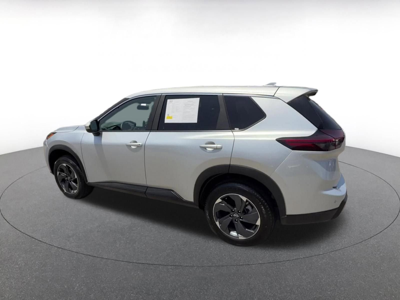 Thumbnail: 2025 Nissan Rogue - 10