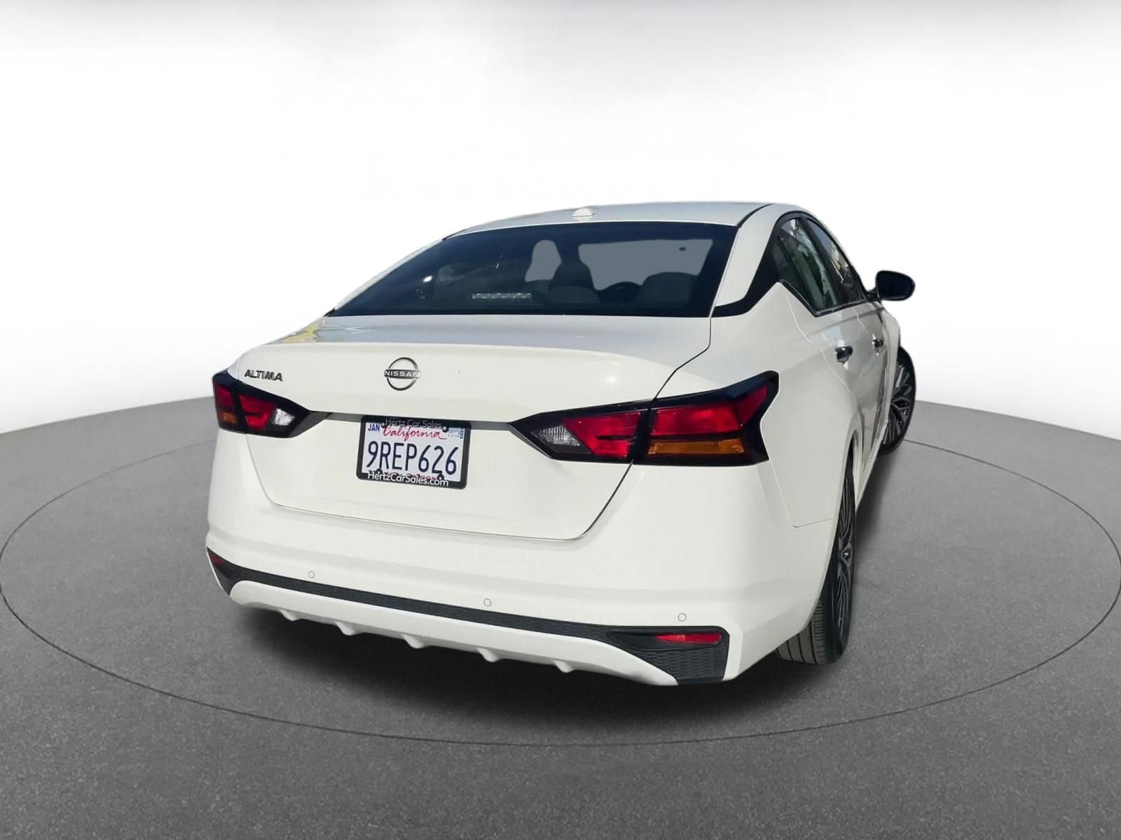 Thumbnail: 2025 Nissan Altima - 14