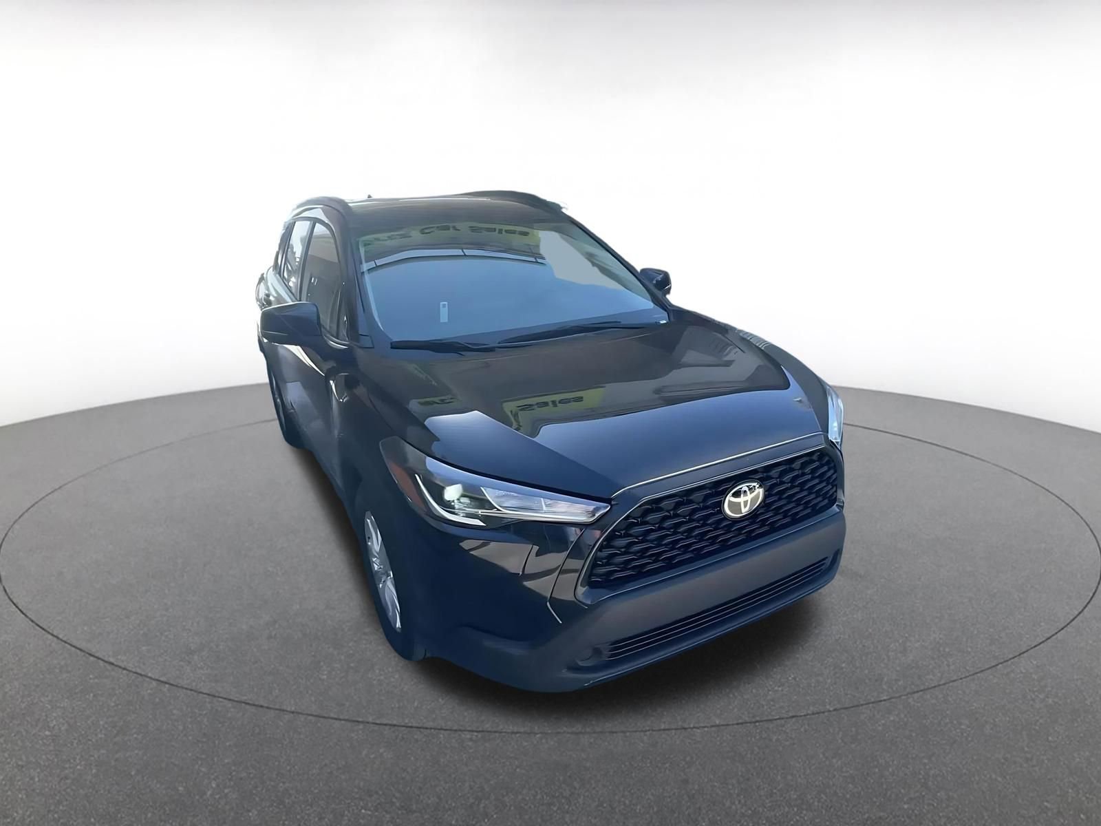 Thumbnail: 2025 Toyota Corolla Cross - 3