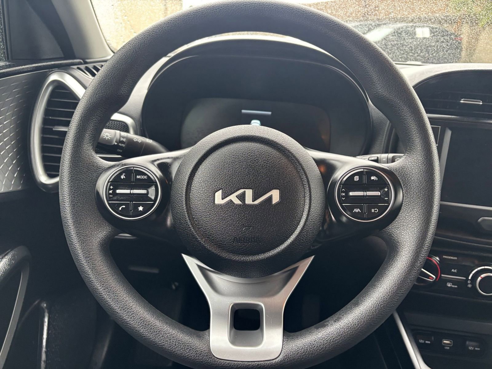 Thumbnail: 2025 Kia Soul - 29