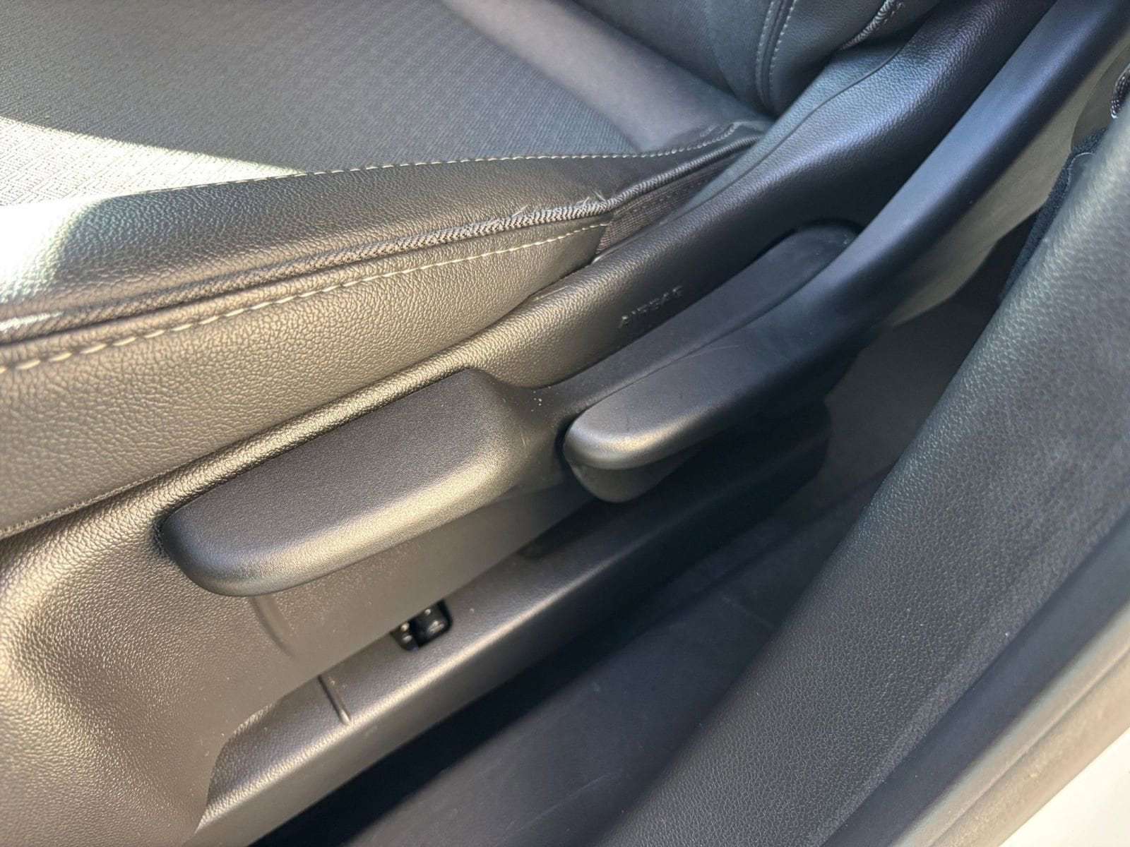 Thumbnail: 2025 Buick Encore GX - 23