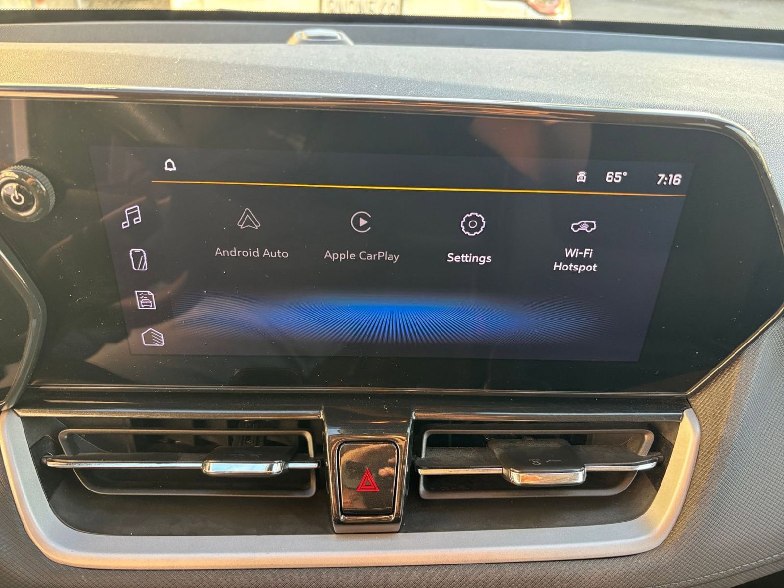 Thumbnail: 2025 Chevrolet TrailBlazer - 21