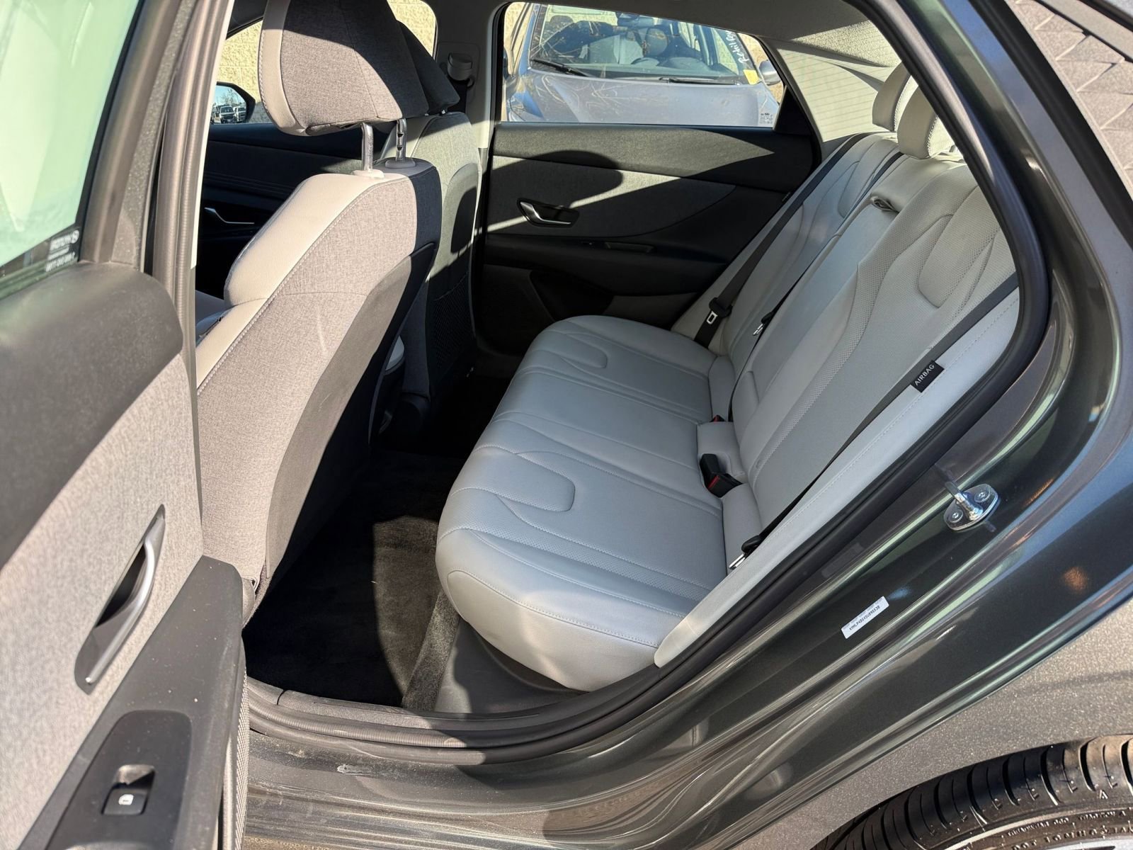 Thumbnail: 2025 Hyundai Elantra - 28