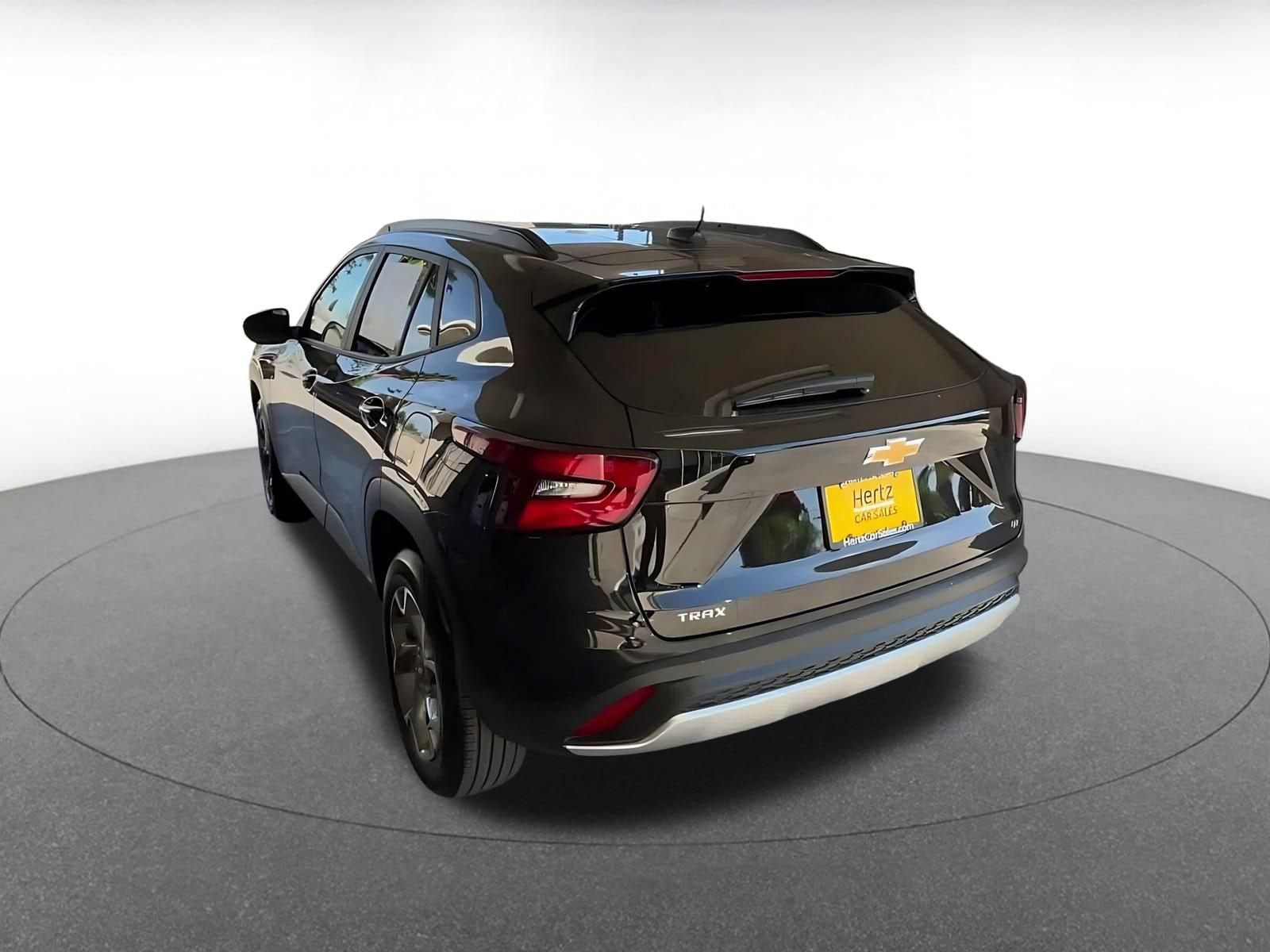 Thumbnail: 2025 Chevrolet Trax - 10