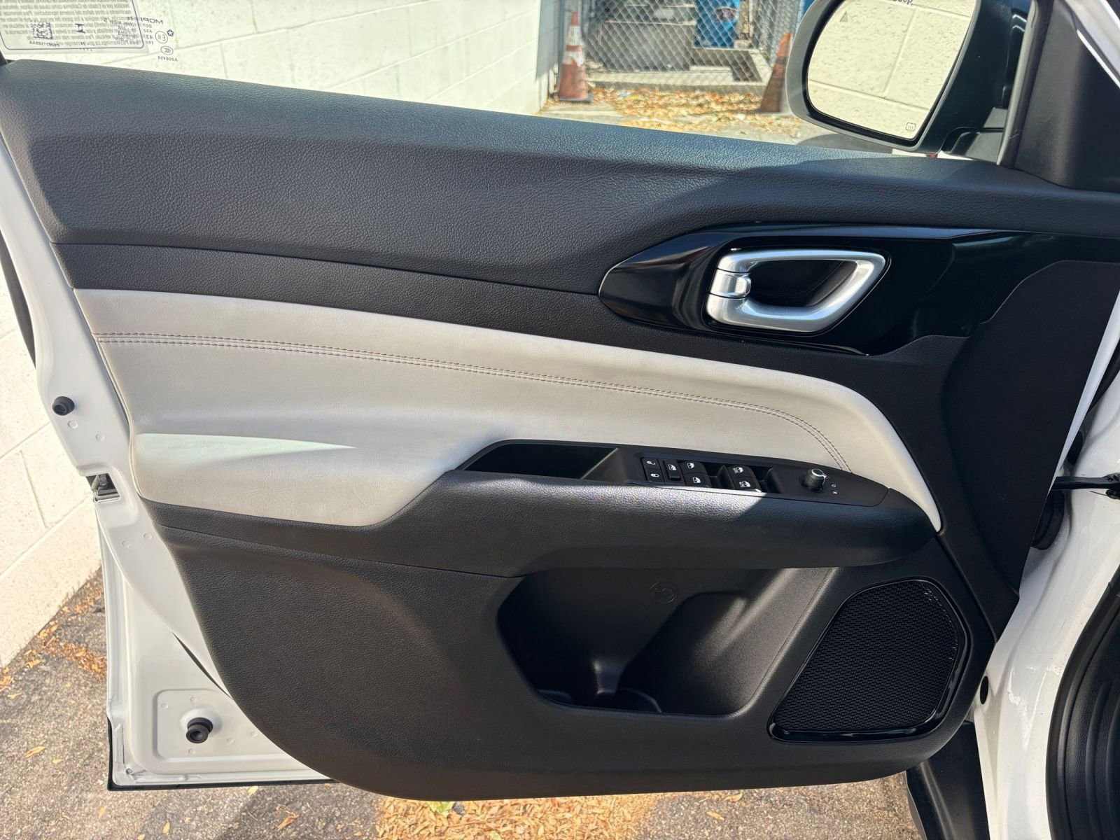 Thumbnail: 2025 Jeep Compass - 20