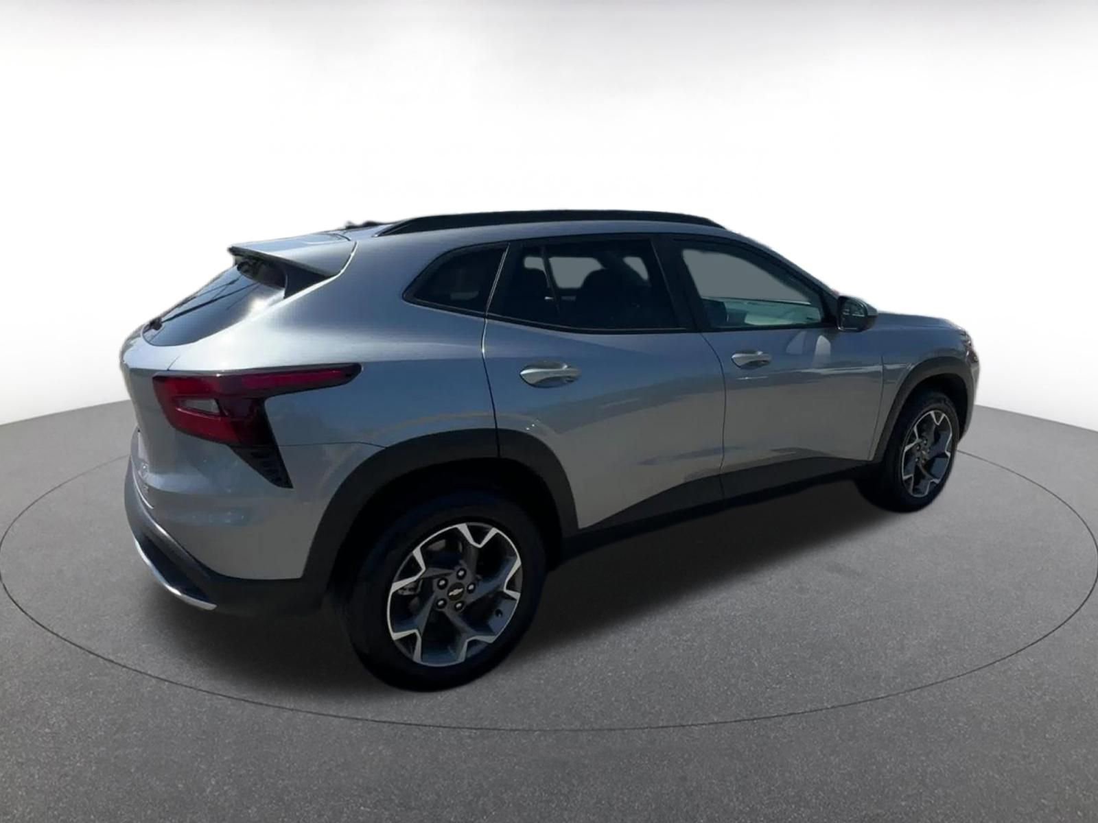 Thumbnail: 2025 Chevrolet Trax - 15