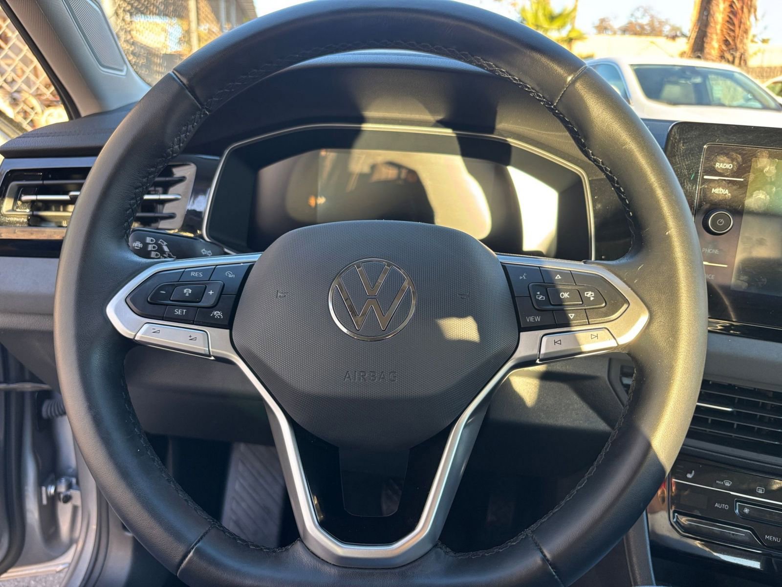 Thumbnail: 2025 Volkswagen Jetta - 28