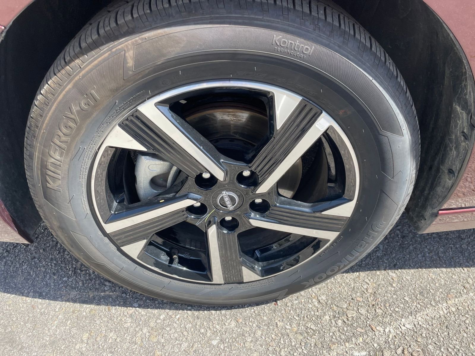 Thumbnail: 2025 Nissan Sentra - 28