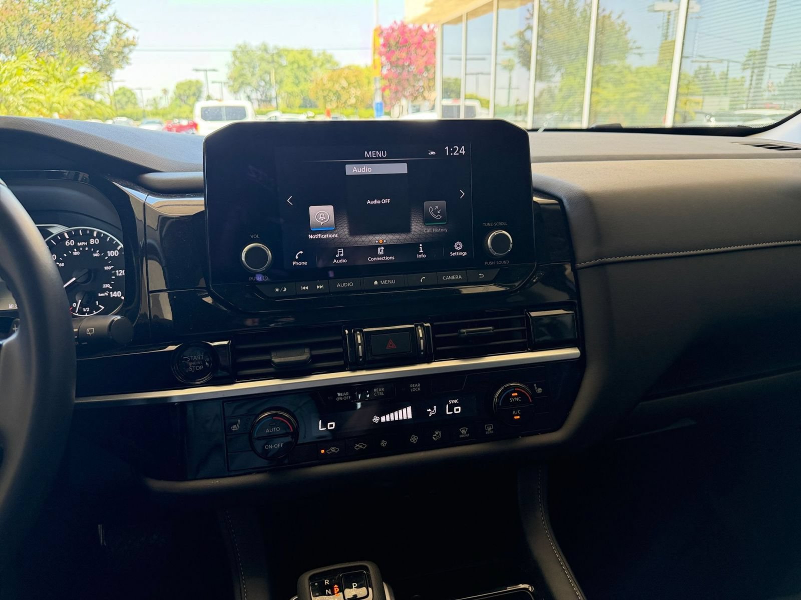 Thumbnail: 2025 Nissan Pathfinder - 17