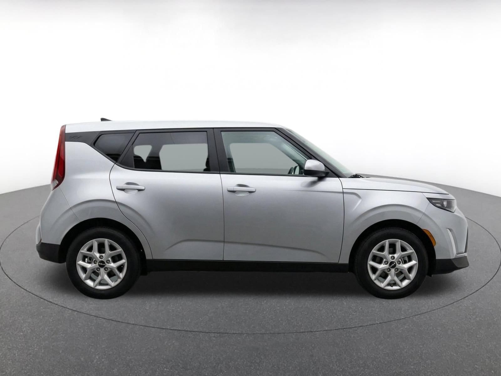 Thumbnail: 2025 Kia Soul - 9