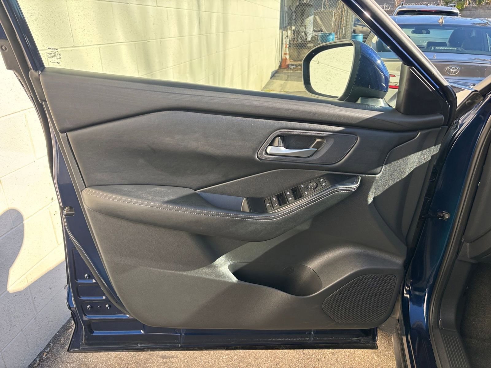 Thumbnail: 2025 Nissan Rogue - 18