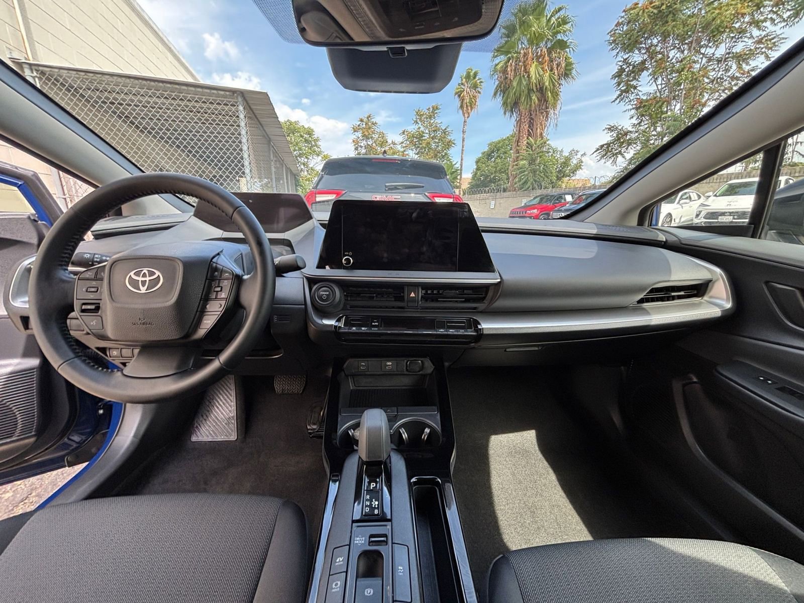 Thumbnail: 2025 Toyota Prius - 33