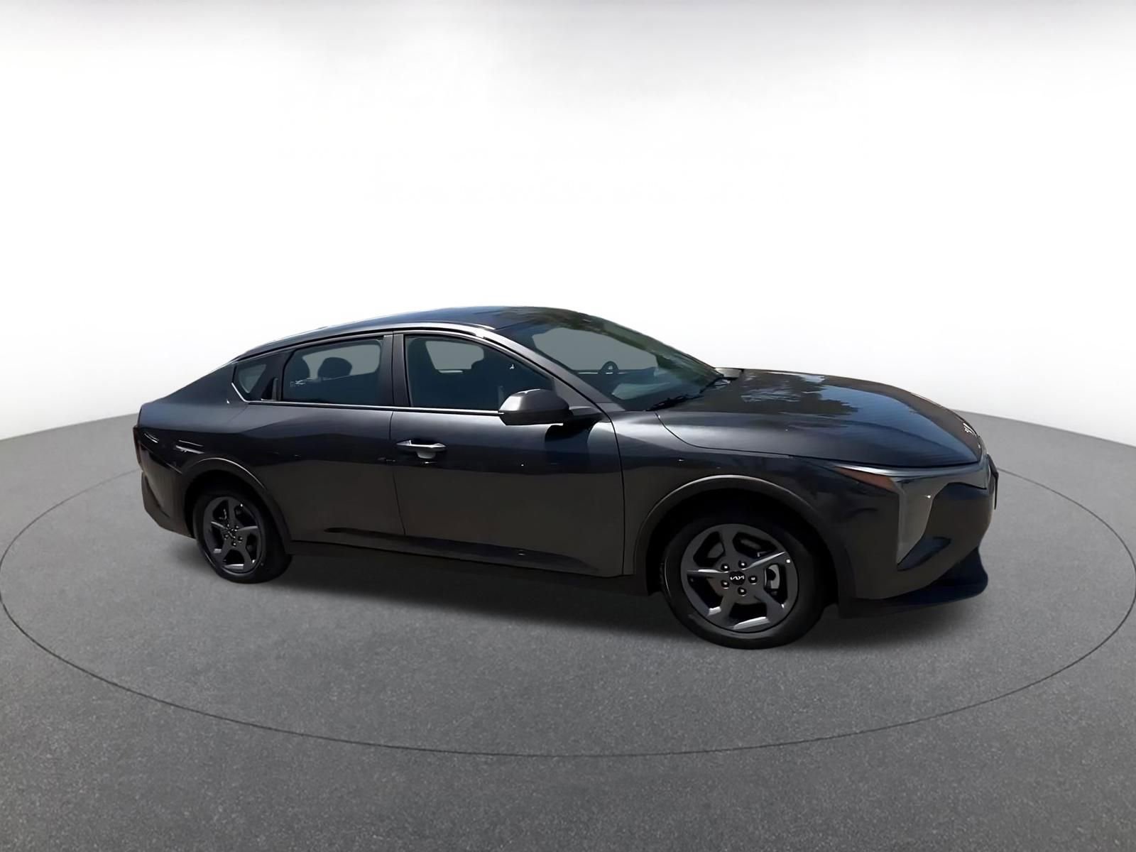 Thumbnail: 2025 Kia K4 - 2