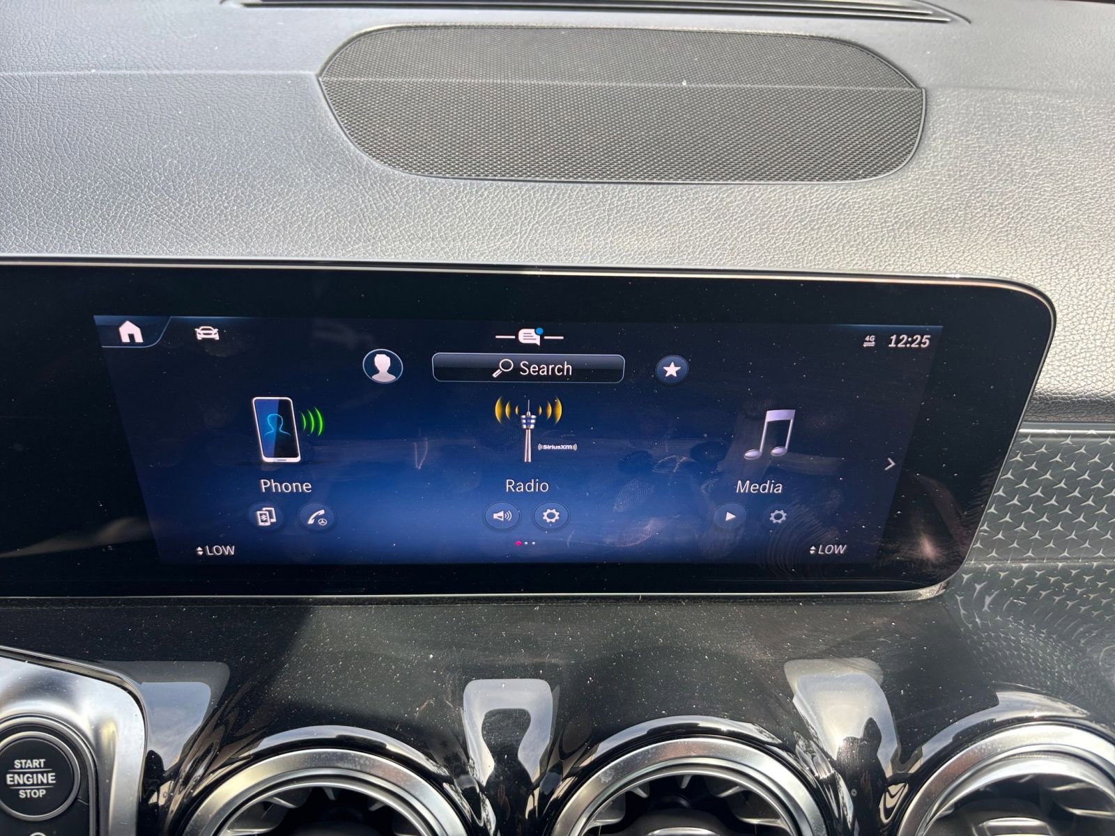 Thumbnail: 2024 Mercedes-Benz GLB - 21