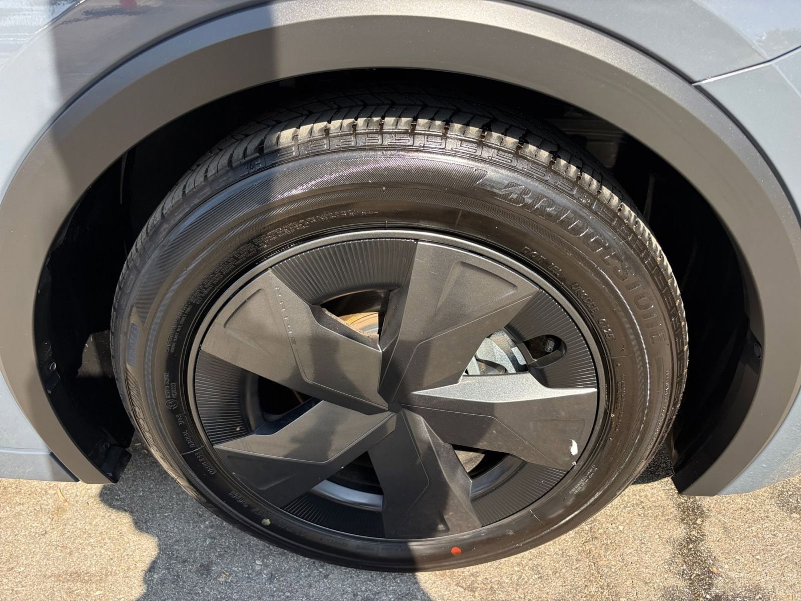 Thumbnail: 2025 Toyota Prius - 30