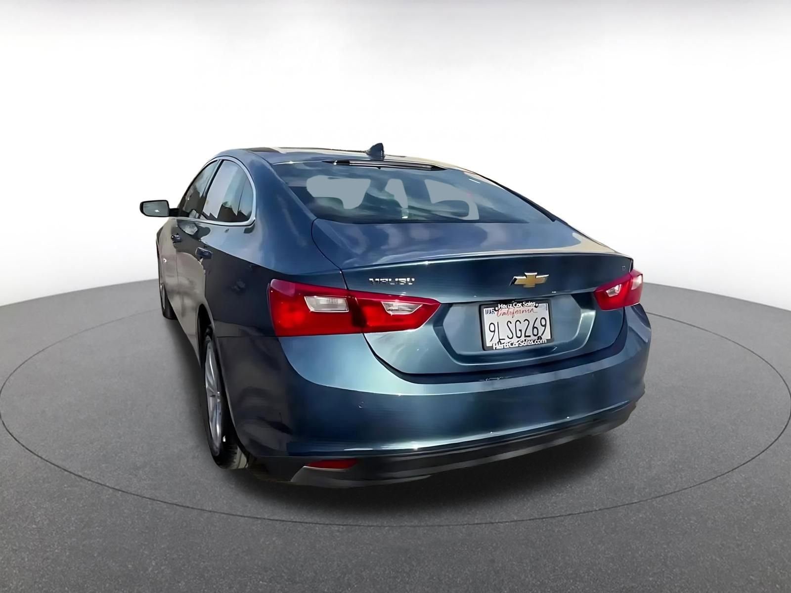 Thumbnail: 2024 Chevrolet Malibu - 11