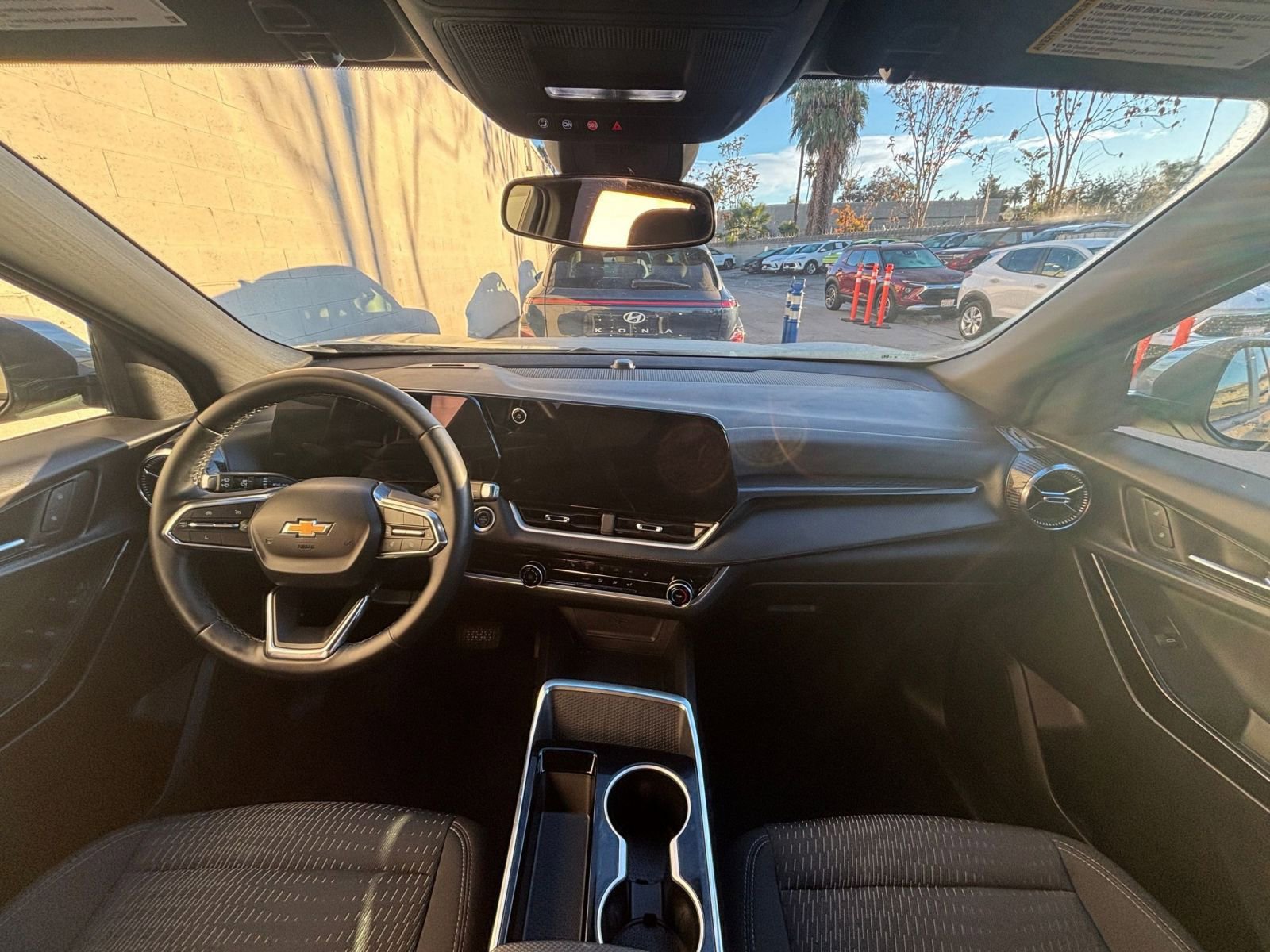 Thumbnail: 2025 Chevrolet Equinox - 33