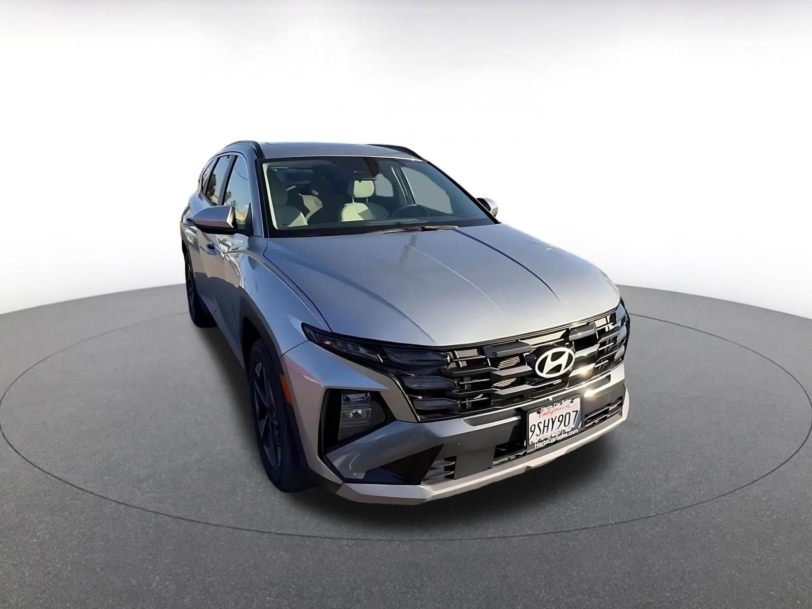 Thumbnail: 2025 Hyundai Tucson - 3