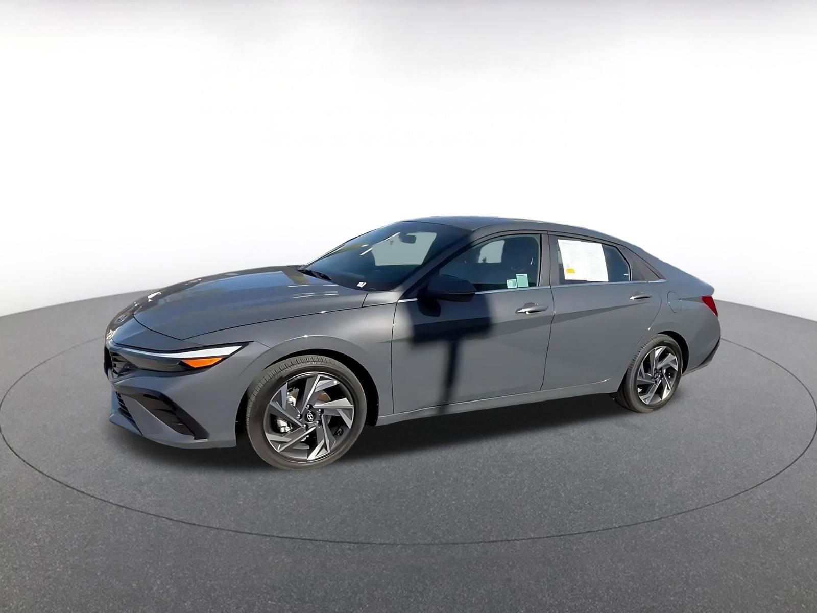 Thumbnail: 2025 Hyundai Elantra - 8